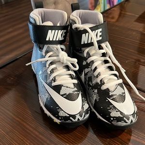 Never worn Youth Nike Football Cleats